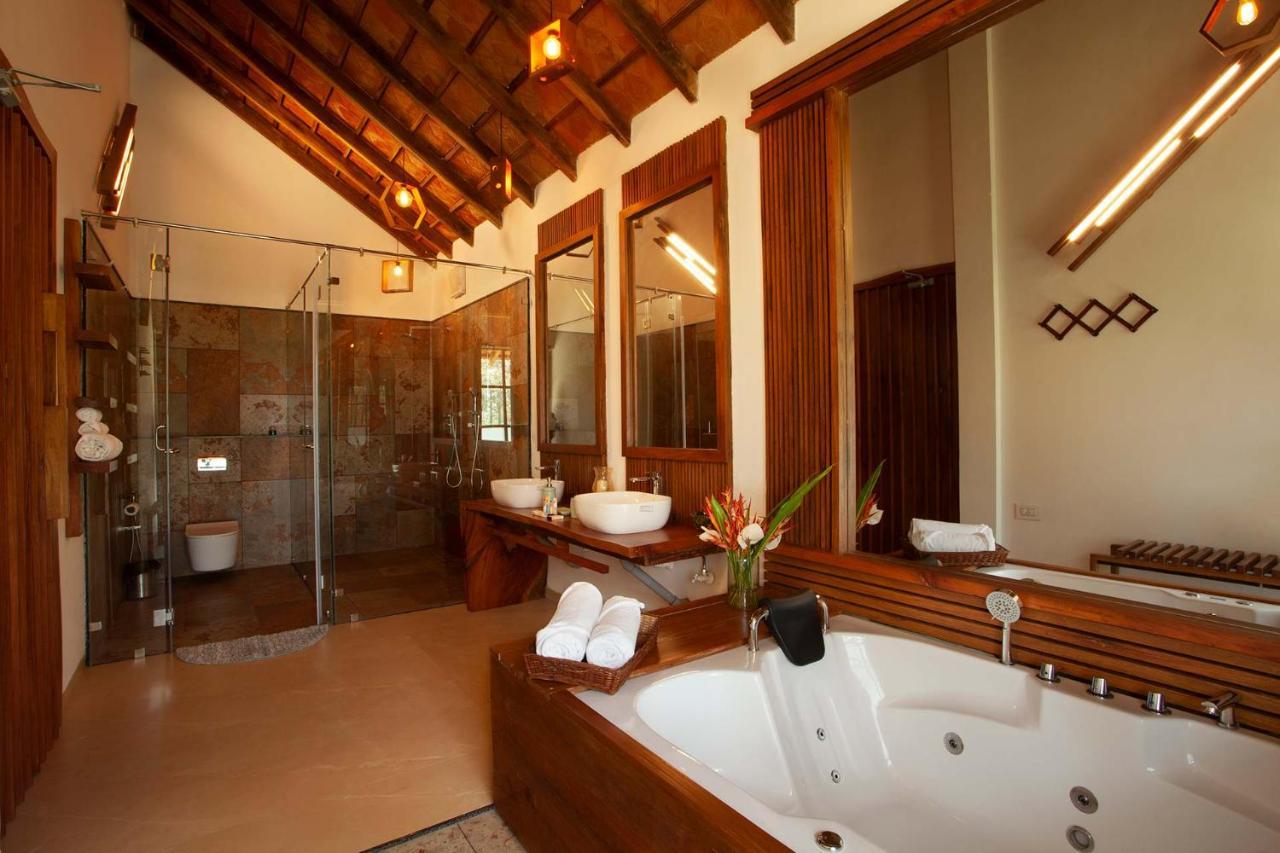 Stayvista At Cedar - Strelitzia 2Bhk With Breakfast And Jacuzzi Chikmagalūr Екстериор снимка